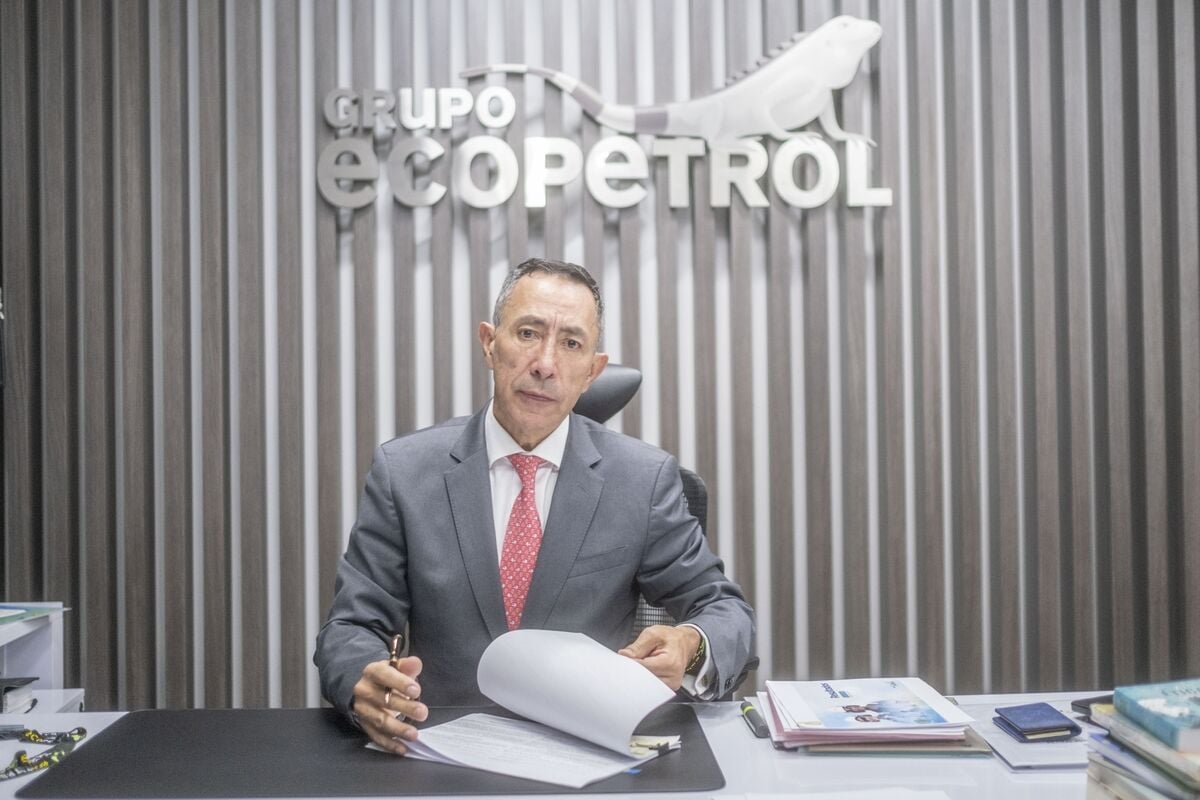 Image for article: Colombia Oil Workers Drop Strike Threat After Ecopetrol CEO Exit