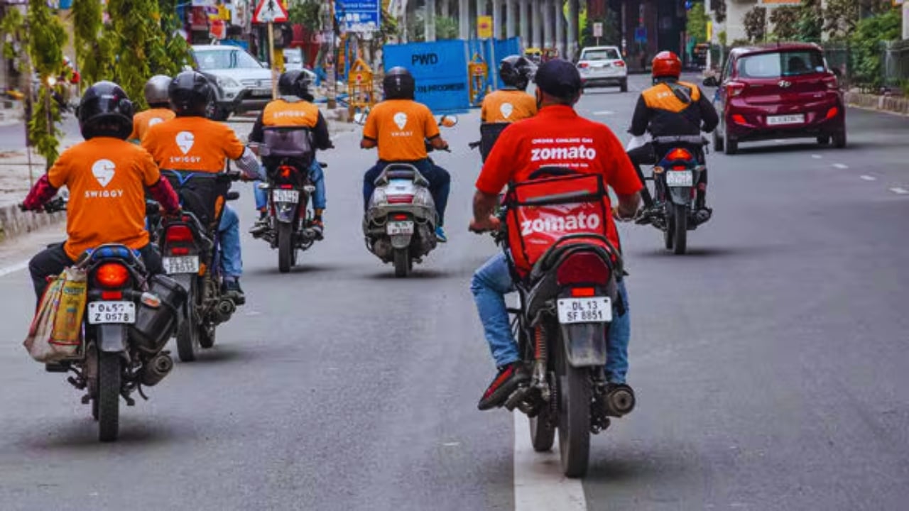 Image for article: Gig worker holiday strikes: What sparked them and what the new rules change