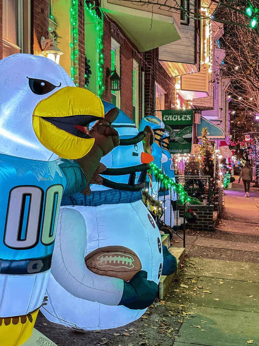 Image for article: SEPTA strike averted; A ‘nice’ holiday play; Pa. legislators get raise | Morning Roundup