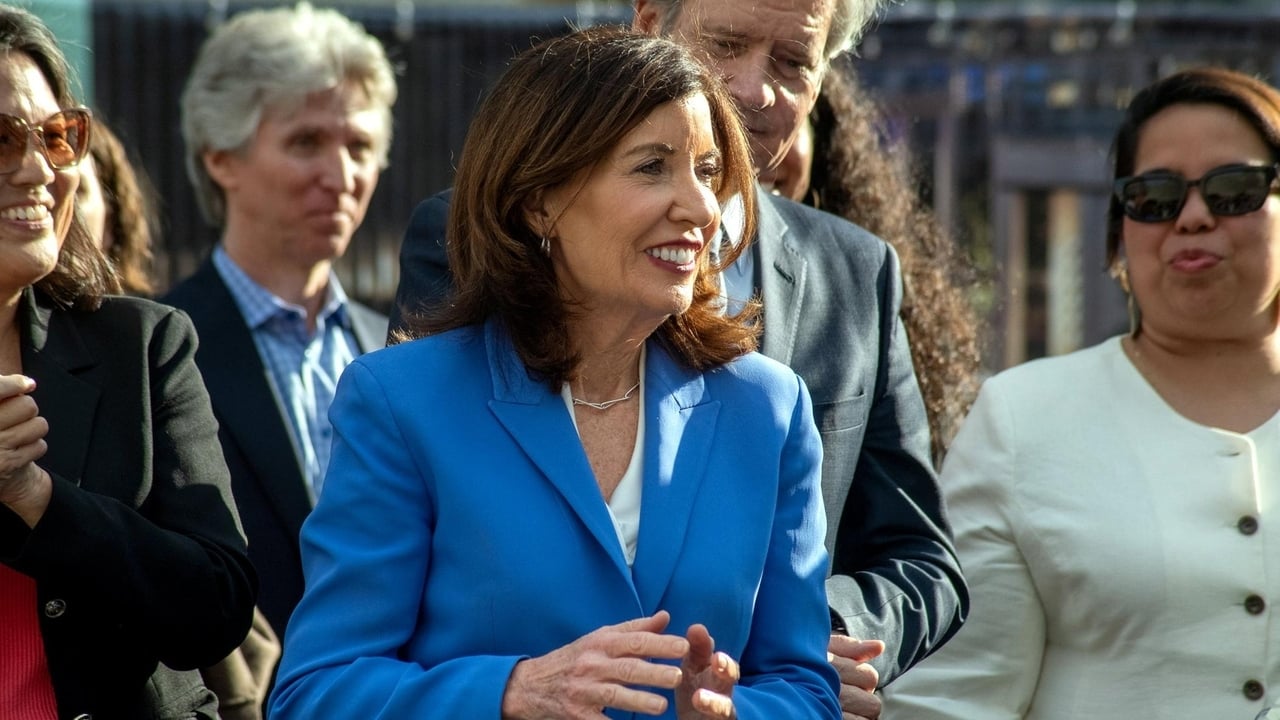Image for article: Gov. Kathy Hochul: Focus is on deal to prevent <b>strike</b> by LIRR <b>workers</b> - Newsday