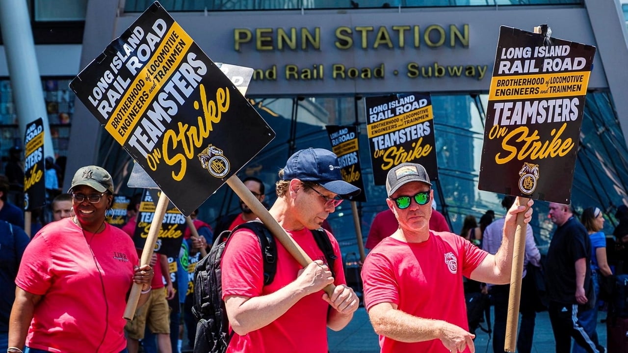 Image for article: With LIRR strike, union leaders defied expectations and secured higher raises from MTA