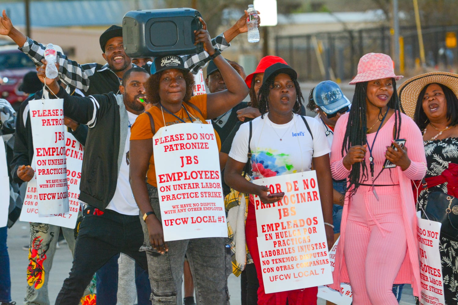 Image for article: Over 3,000 worker strike forces JBS USA to negotiate with labor union