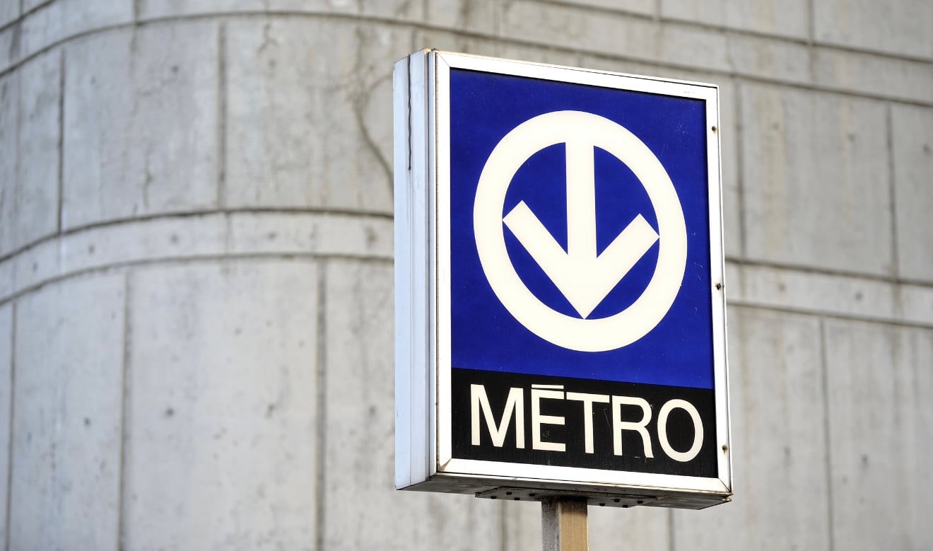 Image for article: STM overtime strike: Montreal bus and metro service disruptions expected from Dec. 11 to Jan. 11