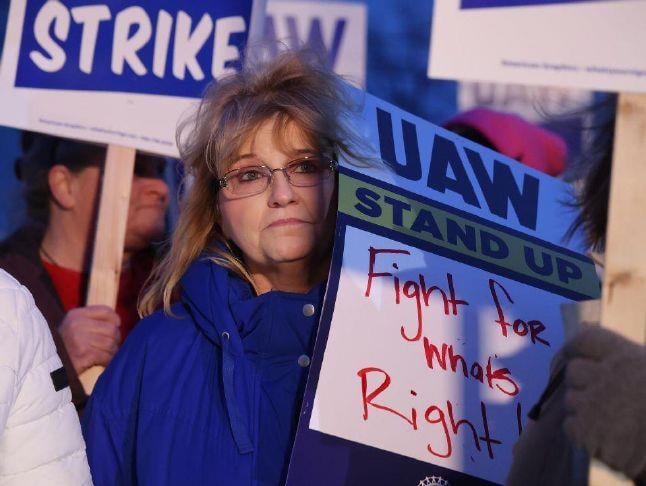 Image for article: Lorain County JFS <b>workers strike</b> over wages, costs of healthcare, staffing