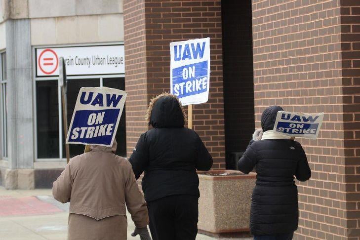 Image for article: <b>Striking</b> Lorain County JFS union, county headed to mediation on March 25 - Chronicle Telegram
