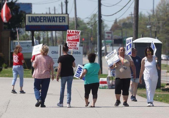 Image for article: Lorain County JFS seeks temporary workers as strike continues into third month