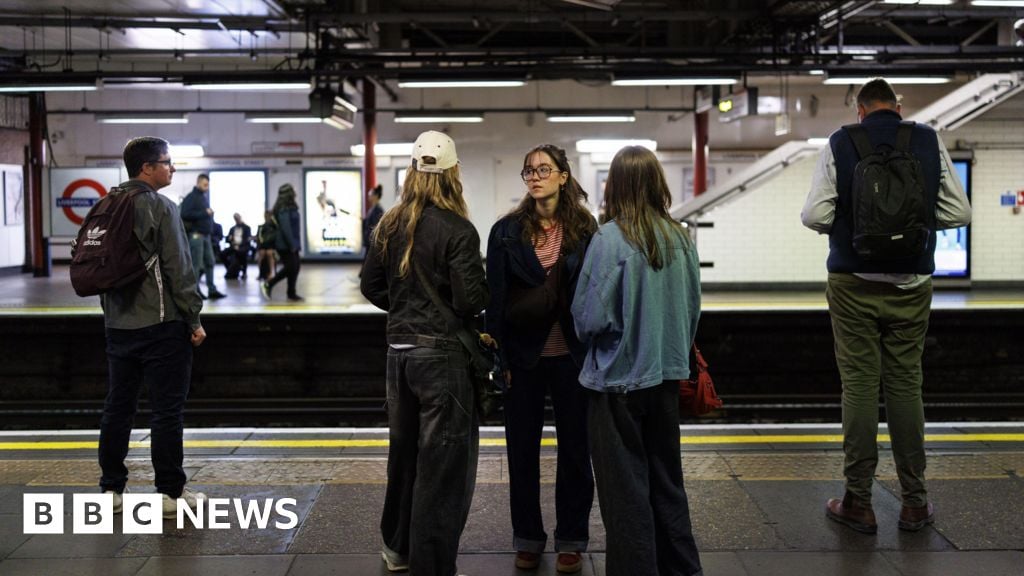 Image for article: London Tube <b>strike</b> cause 'difficult' day for passengers, says TfL - BBC