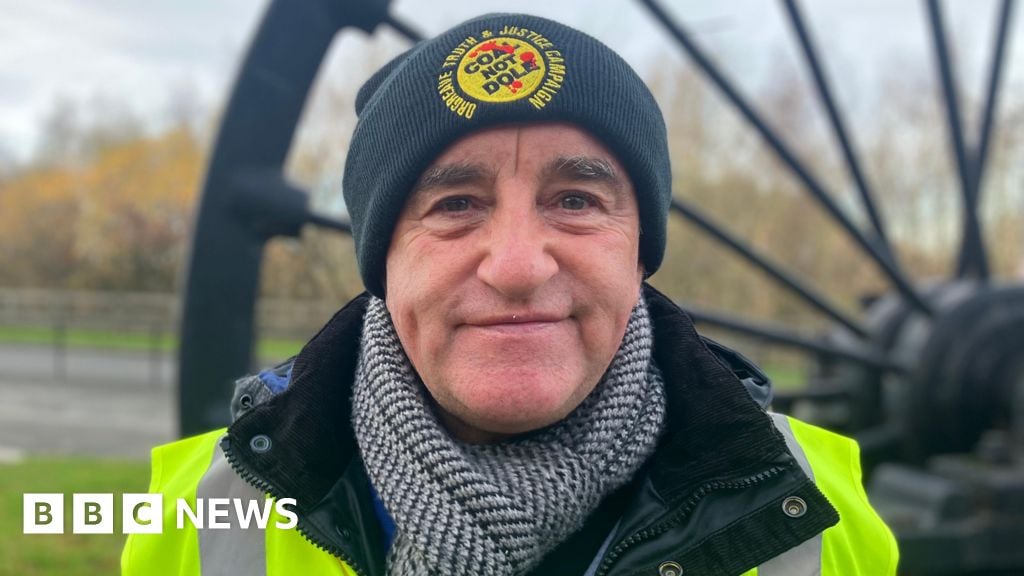 Image for article: The Yorkshire ex-miners on strike again at Christmas