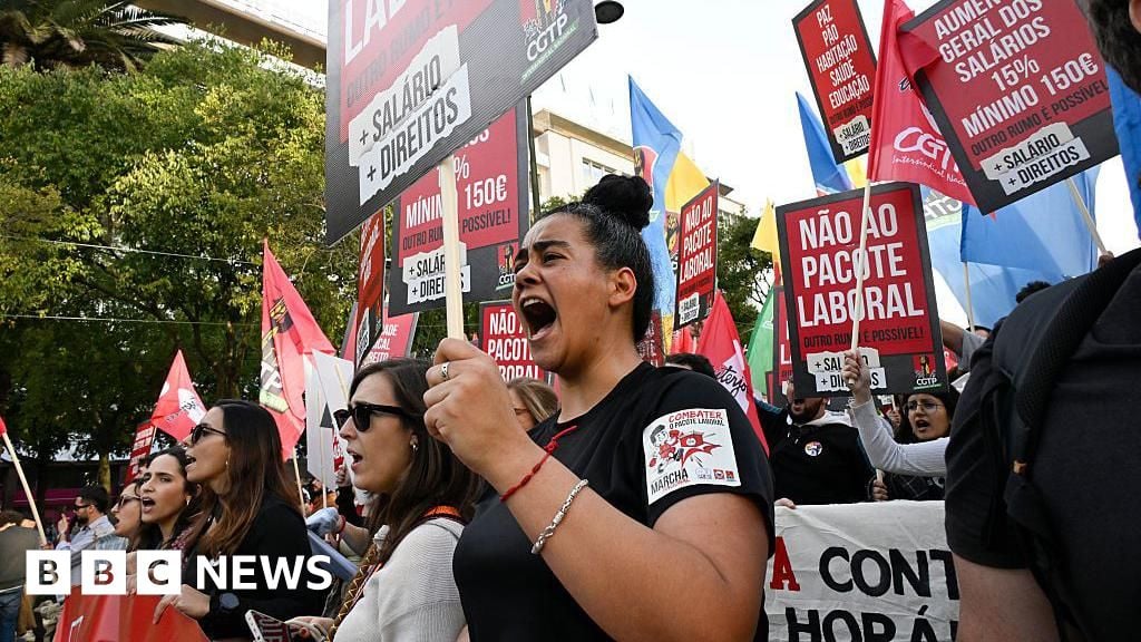 Image for article: Thousands take to Lisbon streets over Portugal's proposed <b>labour</b> laws - BBC