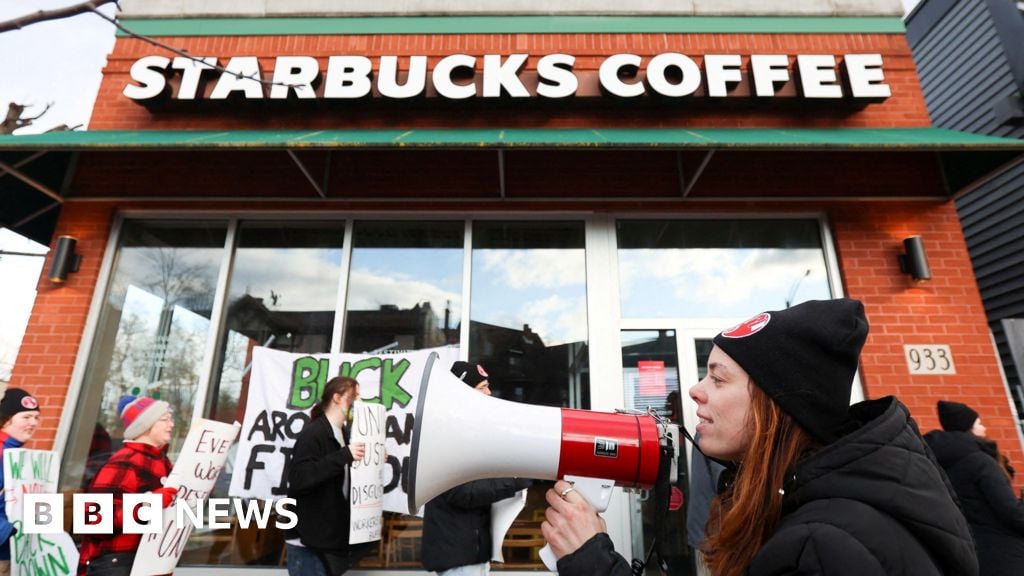 Image for article: Starbucks' barista <b>strike</b> could undermine its turnaround plan - BBC