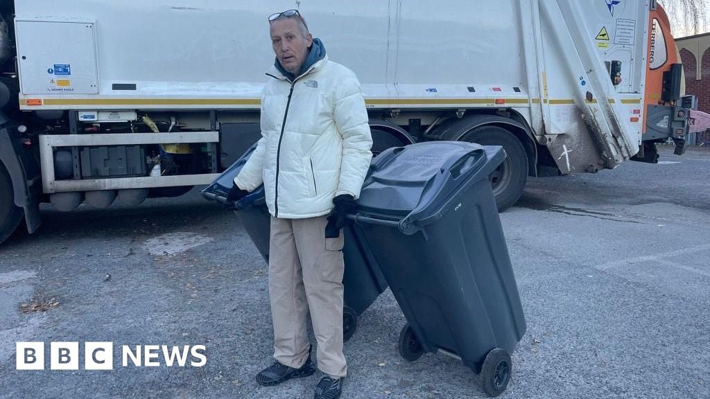 Image for article: Birmingham residents left managing their uncollected recycling - BBC News