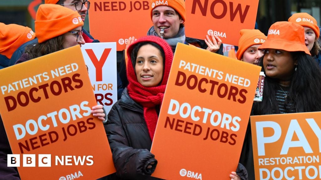 Image for article: Doctors return to work in England after five-day strike