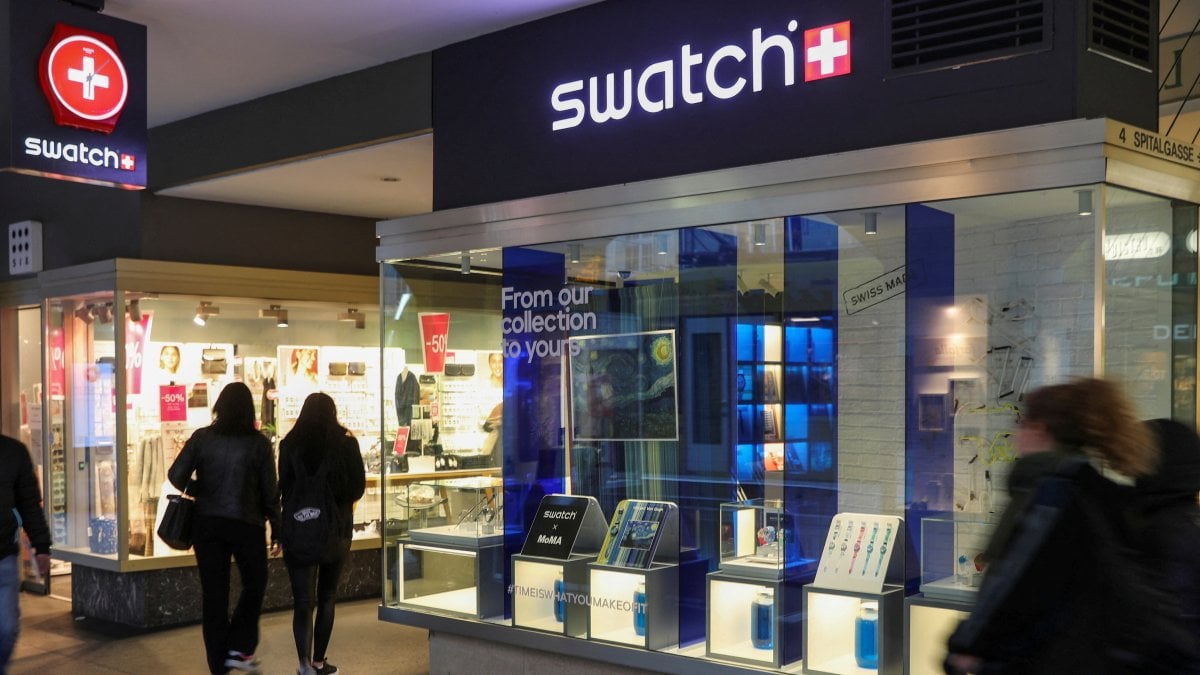 Image for article: Swatch workers in Türkiye strike for 2 weeks in pay row