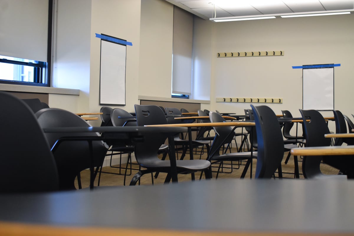 Image for article: Non-Tenure Track Faculty See Historic Turnout in Vote to Authorize Strike if Demands Not Met | The Loyola Phoenix