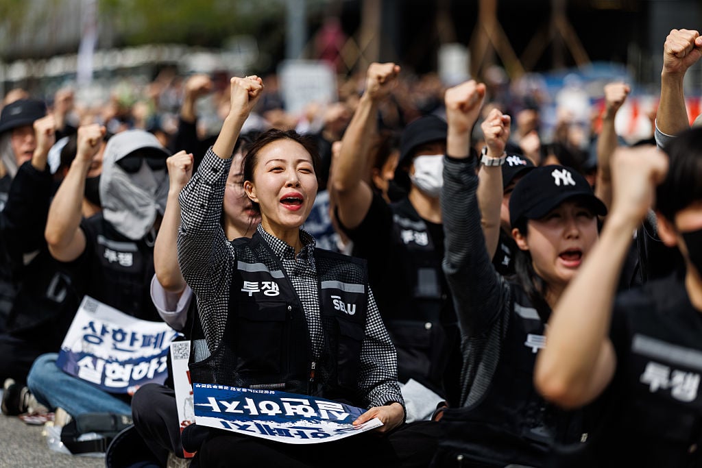 Image for article: Workers Are Demanding a Share of Samsung’s AI Windfall