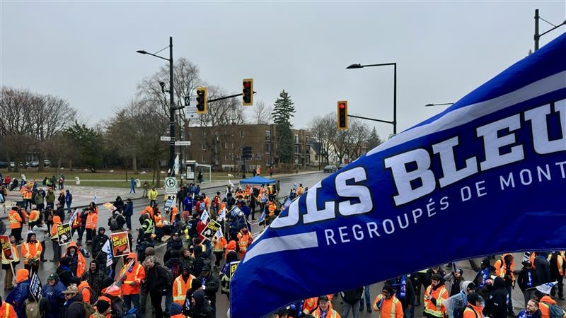 Image for article: Montreal blue-collar <b>workers</b> hold large rally during second day of three-day <b>strike</b>