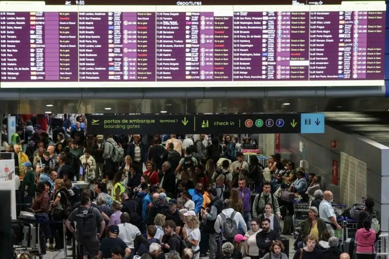 Image for article: Portugal airports brace for travel chaos amid <b>workers</b>' <b>strike</b> - News.az