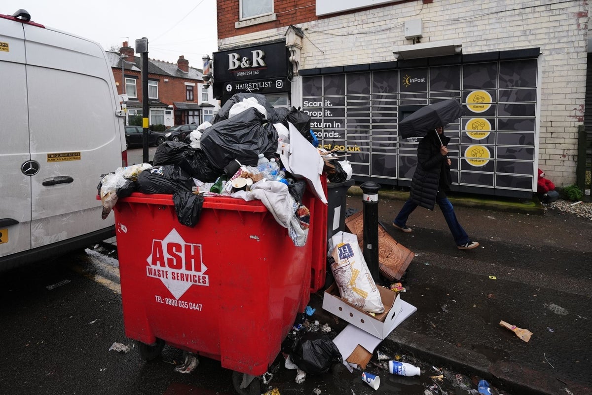Image for article: Birmingham bin strike set to end after major breakthrough in long-running pay dispute