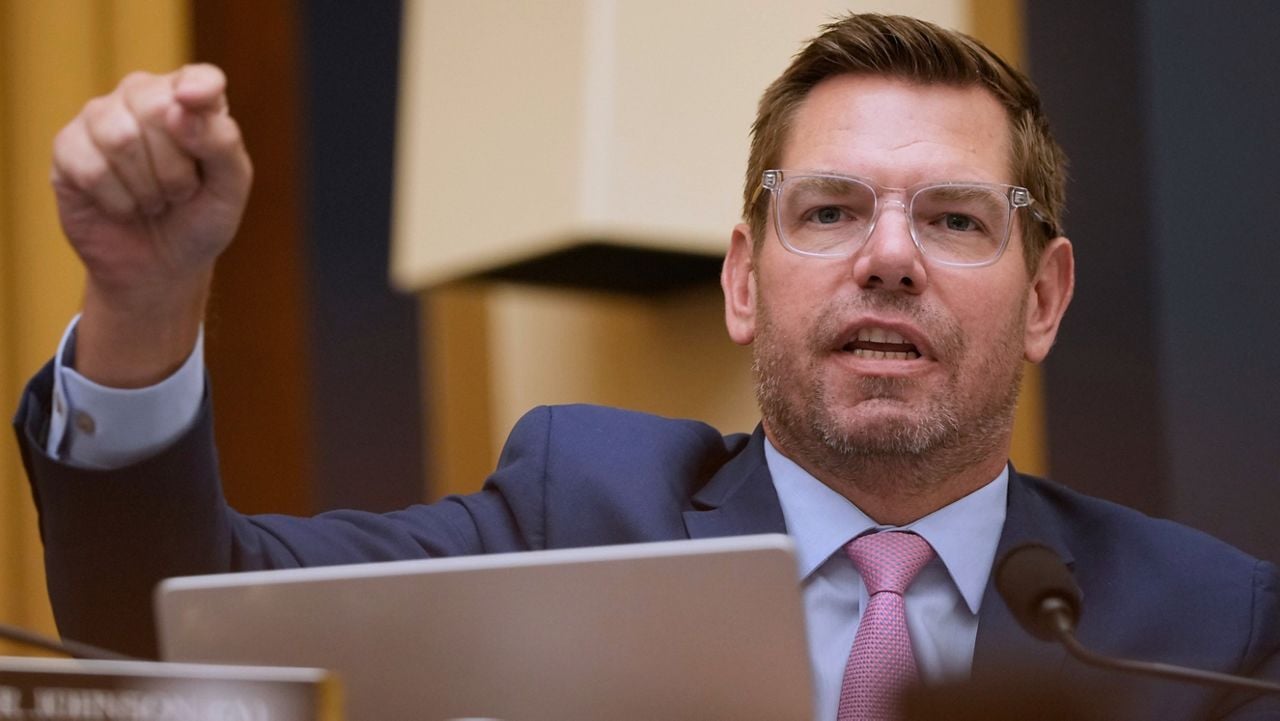 Image for article: Morning Briefing: Swalwell's campaign; LAUSD tentative agreement; SoFi Stadium workers