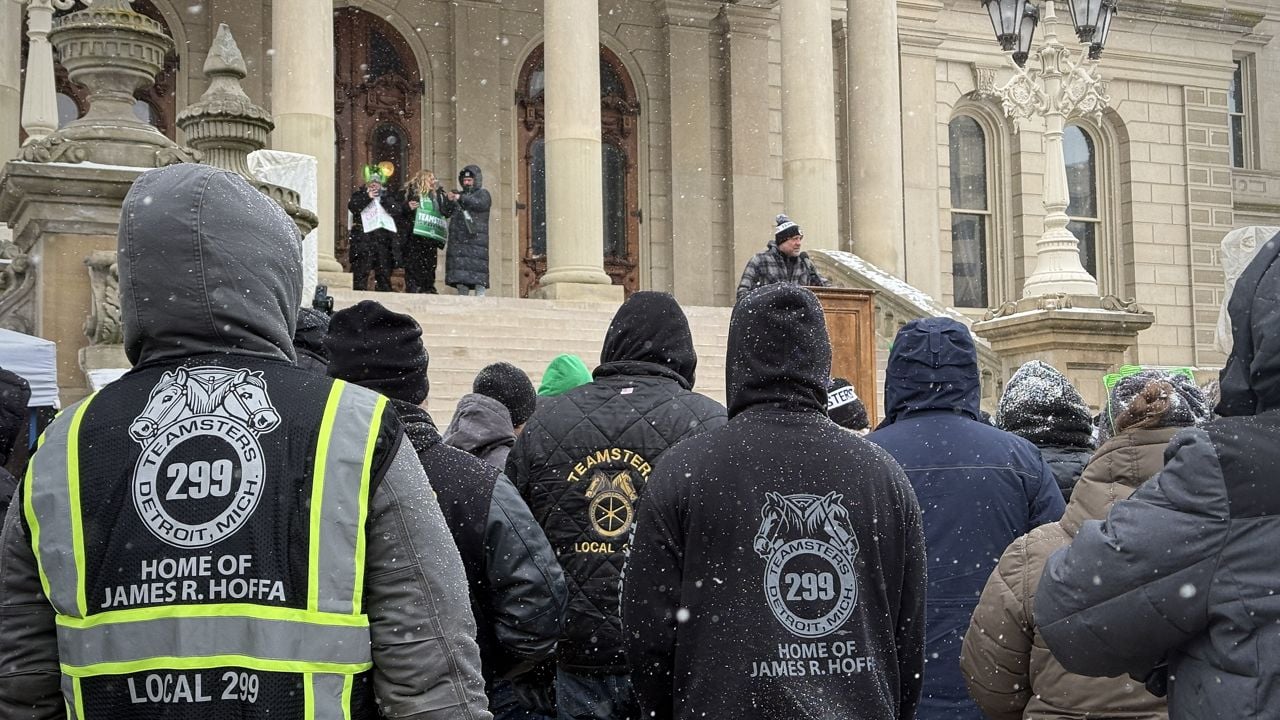 Image for article: Henry Ford nurse strike update: Job security concerns grow as replacements hired