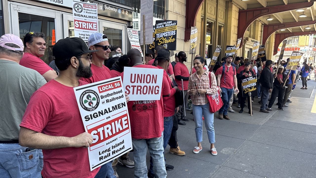 Image for article: LIRR workers go on strike, halting busiest U.S. commuter rail system