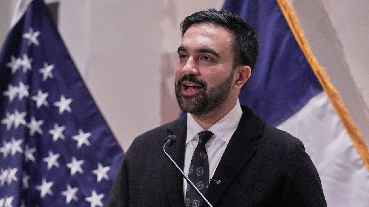 NYC mayor-elect Zohran Mamdani calls for Starbucks boycott amid <b>strike</b> - Fox News