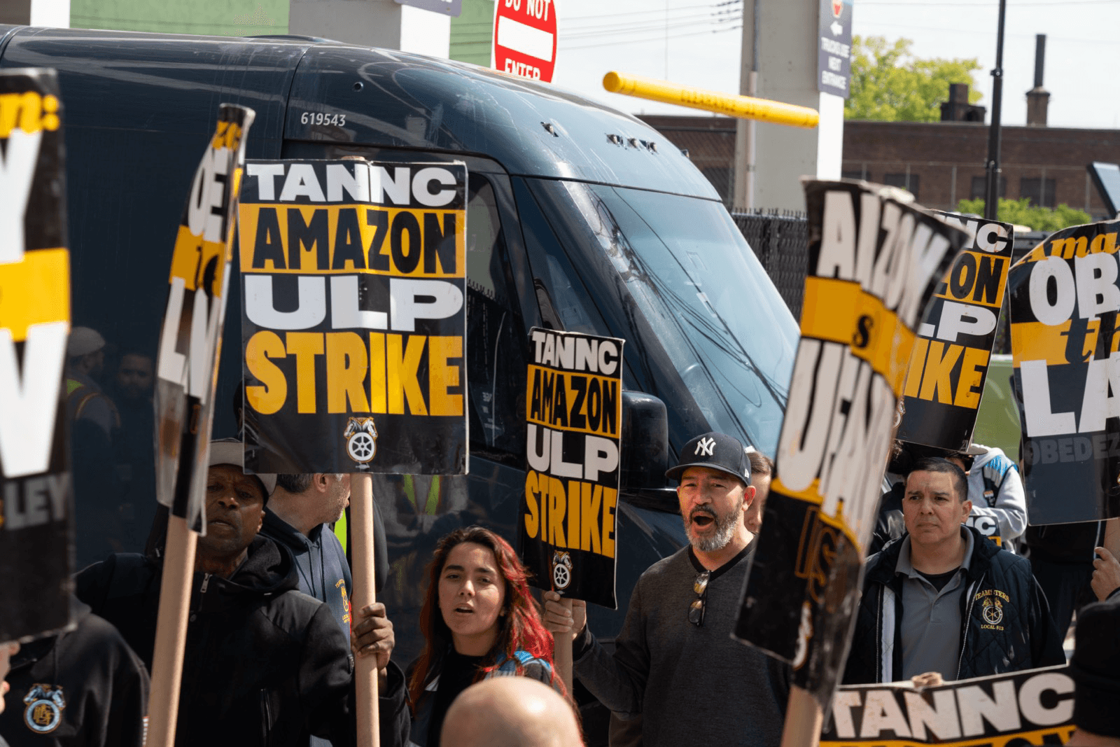 Image for article: Teamsters Picket Amazon Facilities on Both Coasts Over Illegal Firings