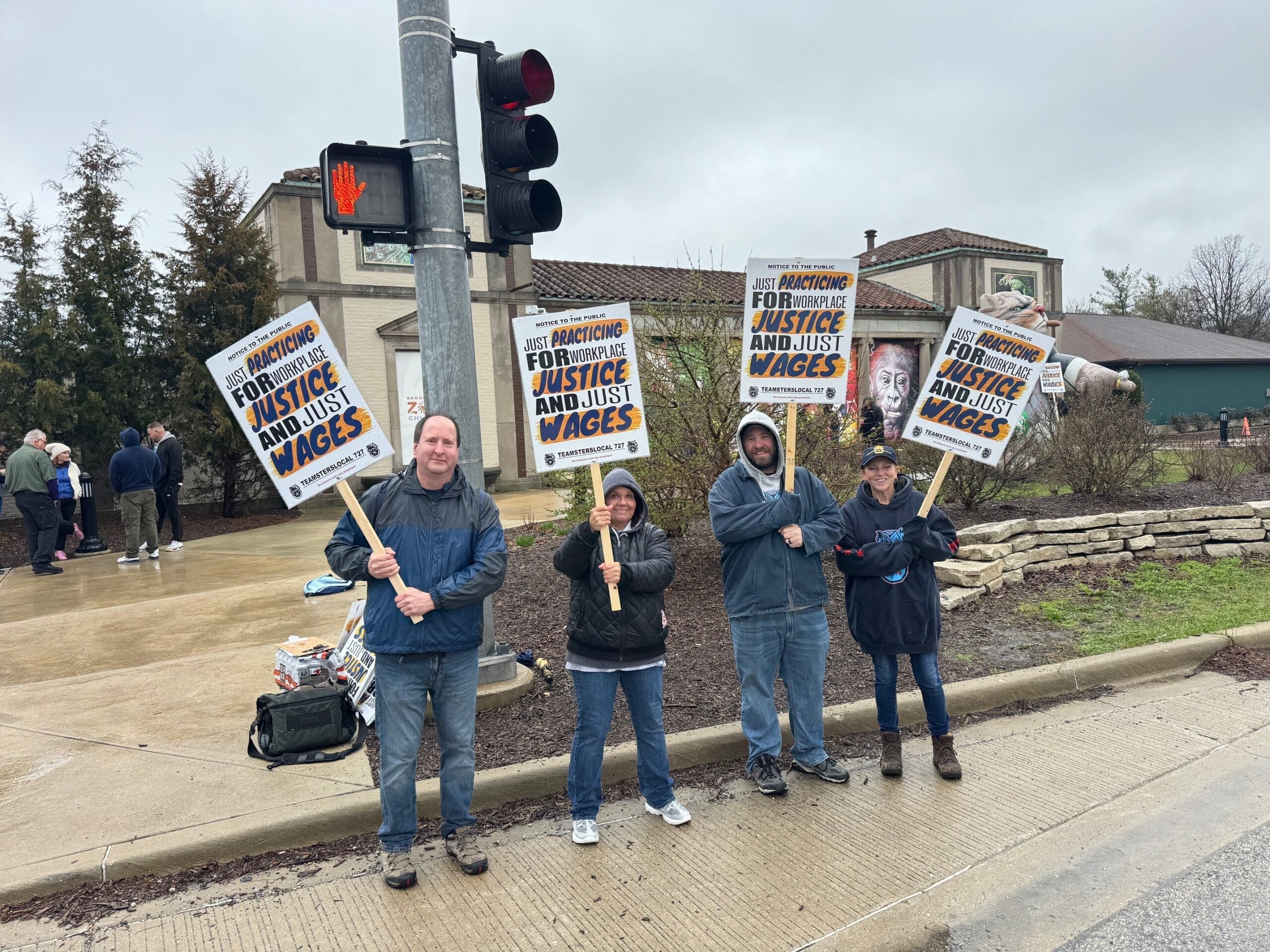 Image for article: Teamsters at the Brookfield Zoo Chicago Authorize a Strike
