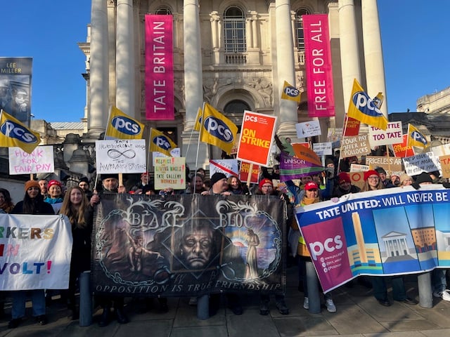 Image for article: Tate gallery staff exhibit anger at management’s paltry pay offer