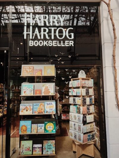 Image for article: Harry Hartog and Berkelouw Books workers strike | Books+Publishing