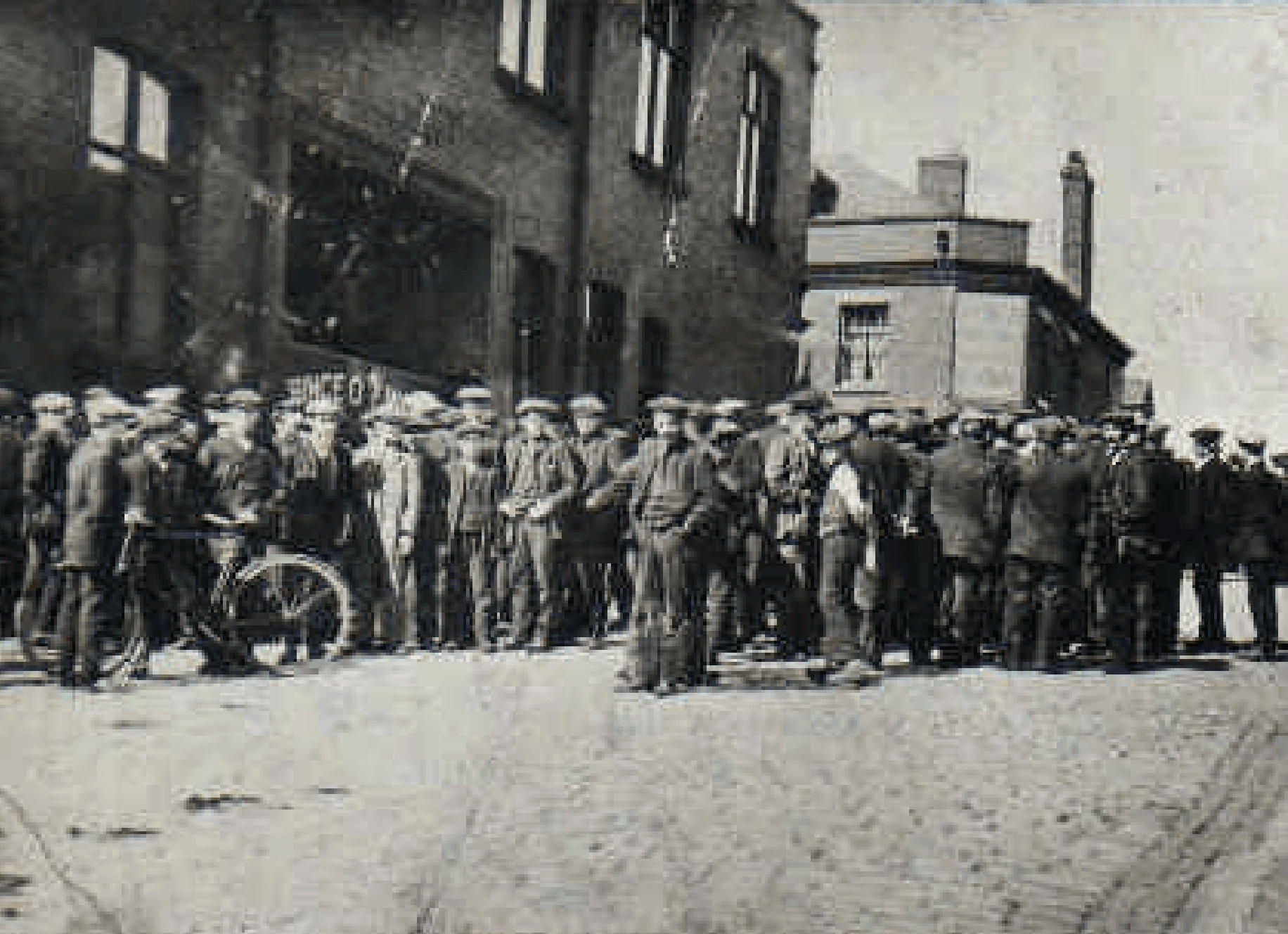 Image for article: “Their Greatest Effort Ever”:  The British General Strike, One Hundred Years On