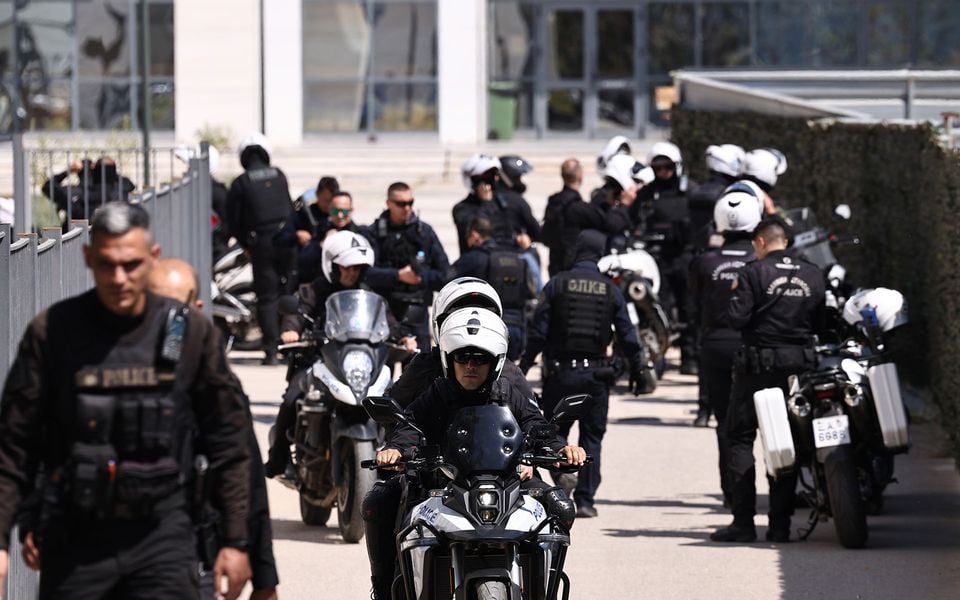 Image for article: Court, social security workers on strike following Athens shootings