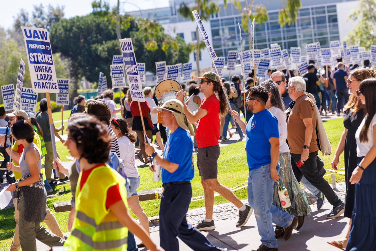 Image for article: 40000 UC <b>Workers</b> Ratify Contracts After Statewide Organizing Campaign