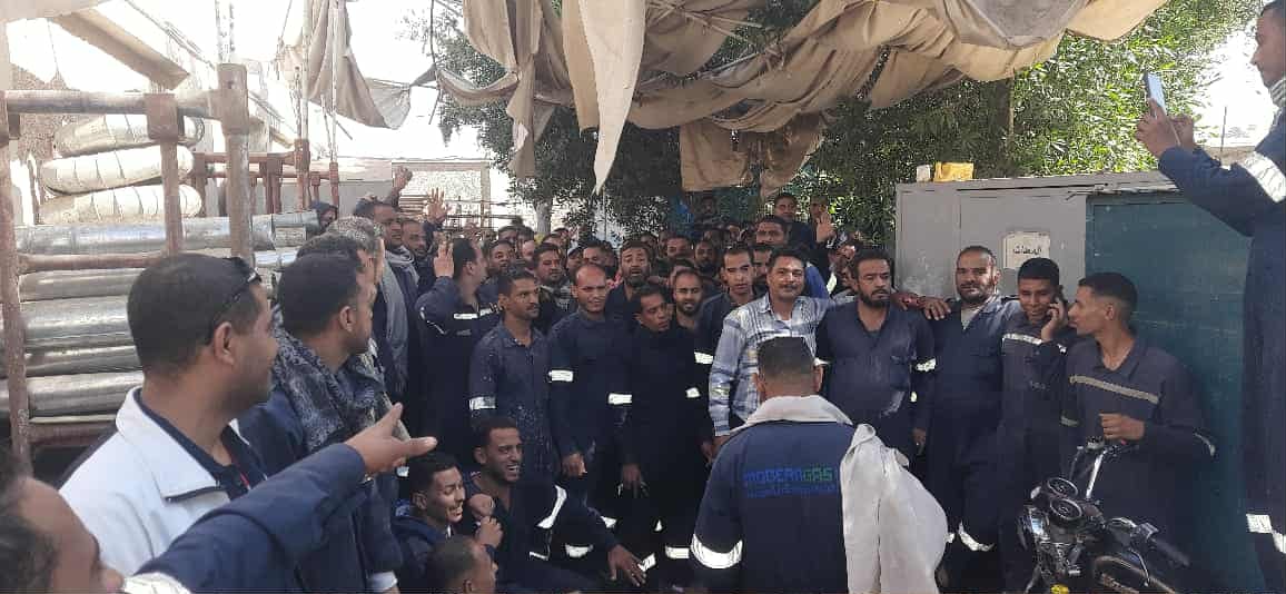 Image for article: Sixteen gas workers arrested in Qena, Sohag after protesting subcontracting