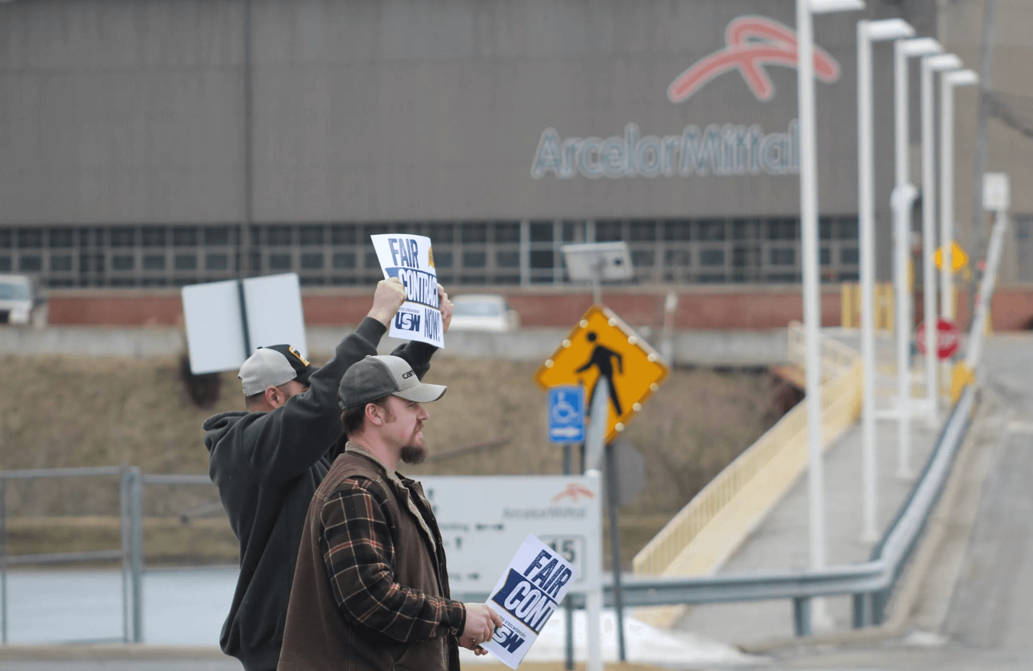 Image for article: Saturday vote ends 67-day strike for Shelby steelworkers