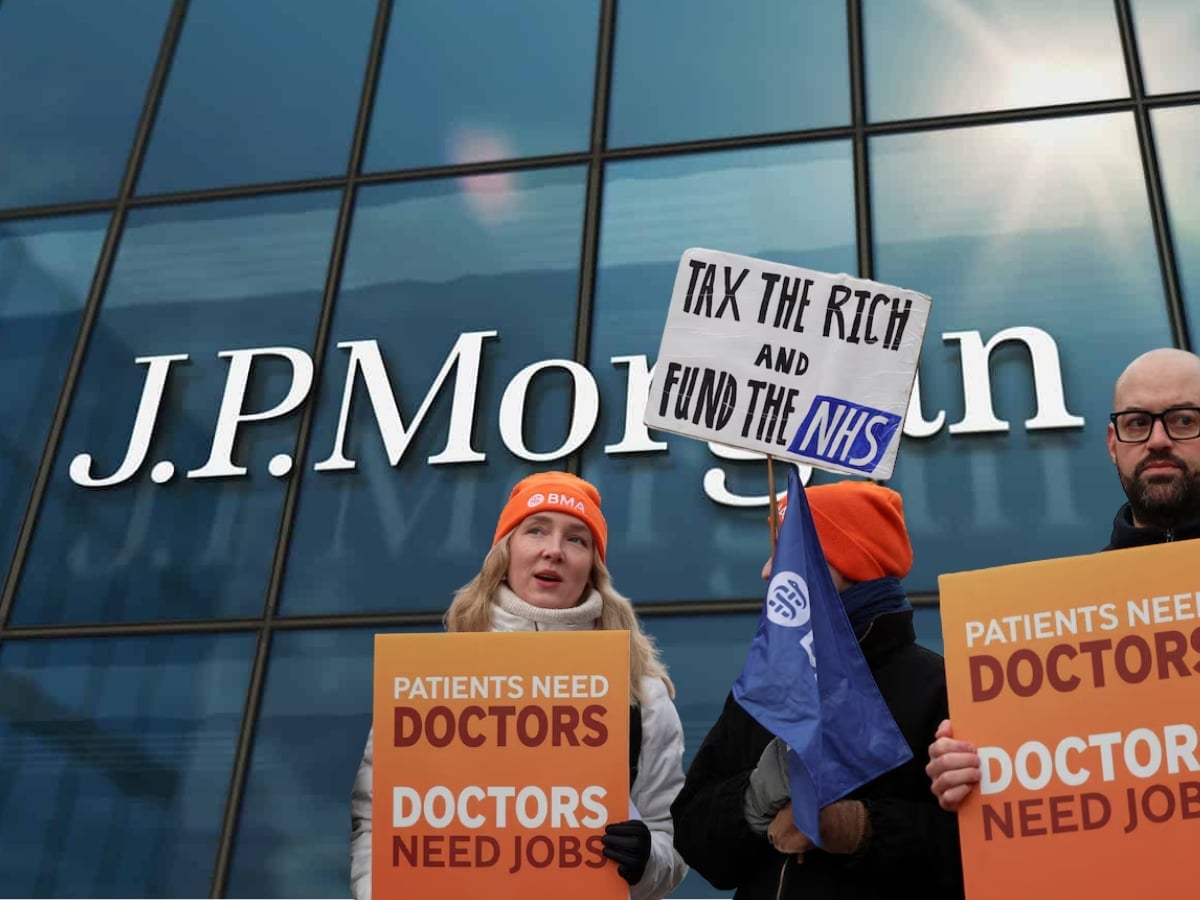 Image for article: JP Morgan money <b>strike</b> sees <b>Labour</b> bow down to it - Canary