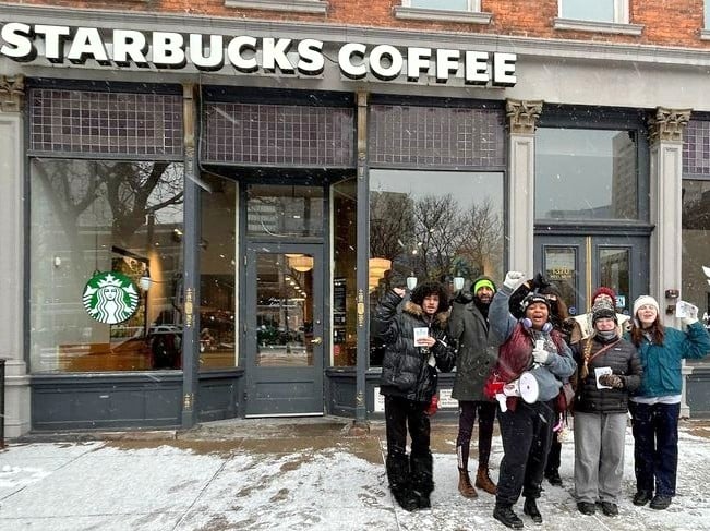 Image for article: Now in fourth week, Starbucks strike keeps growing