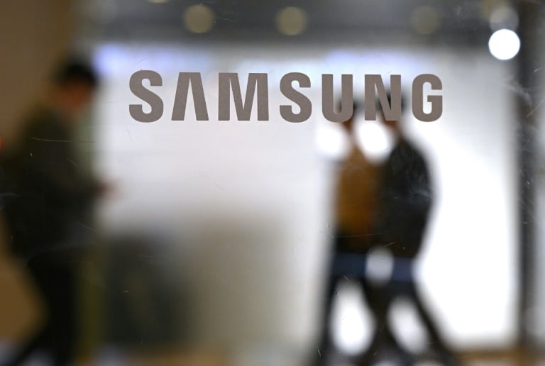 Image for article: Samsung AI Chip <b>Workers</b> Secure Massive Bonuses After <b>Strike</b> Threat In South Korea