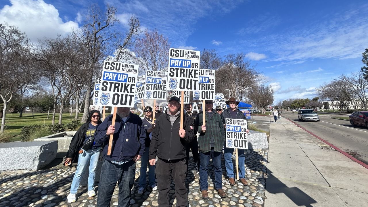 Image for article: CSU Fresno Trade <b>Workers</b> Continue Statewide <b>Strike</b> Amidst Rain - GV Wire