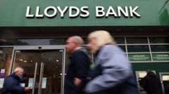 Image for article: Lloyds' use of staff bank data during pay talks 'concerning'