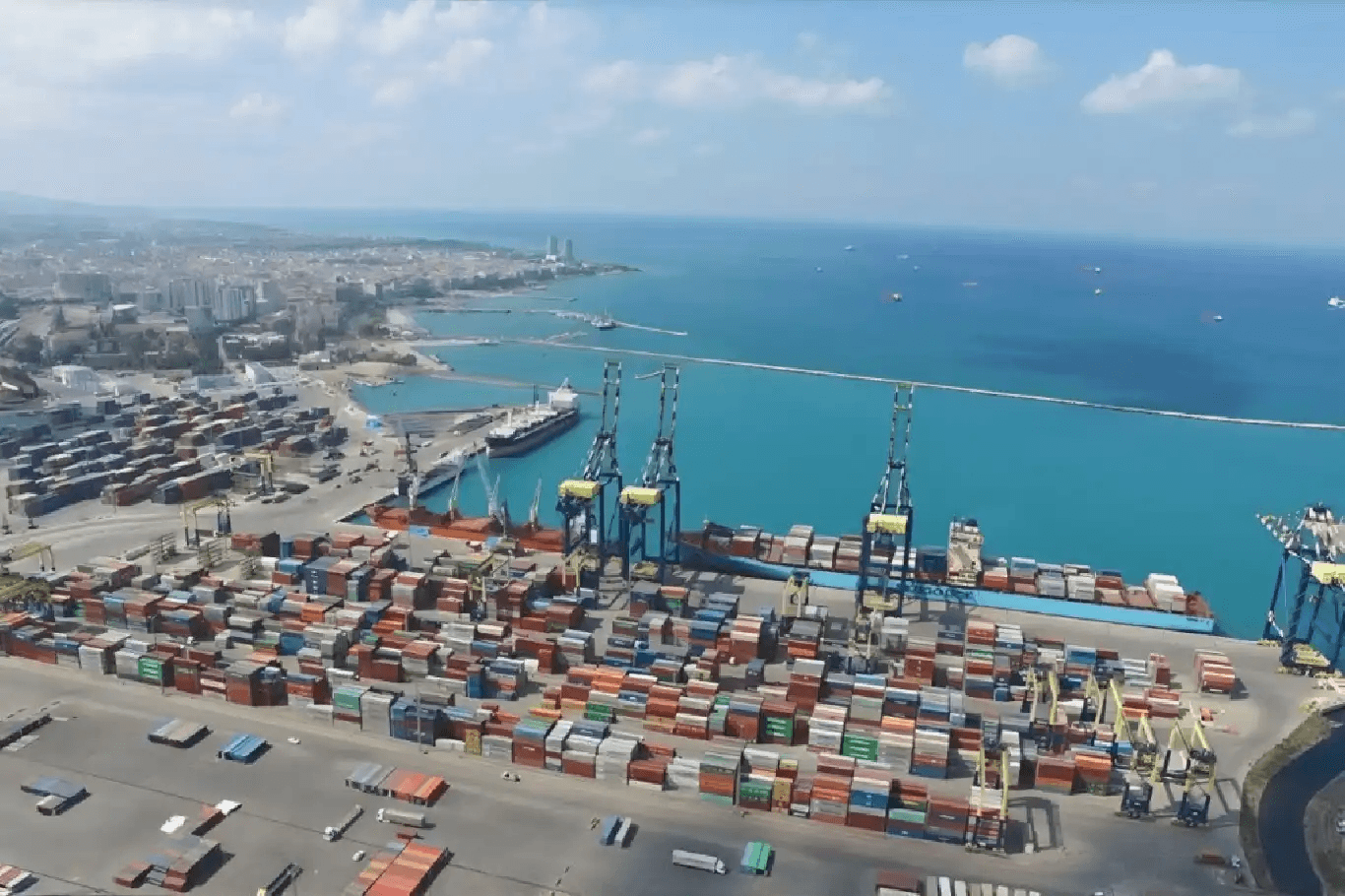 Image for article: Hamas praises Mediterranean port <b>workers</b>' <b>strike</b> in solidarity with Gaza - İlkha