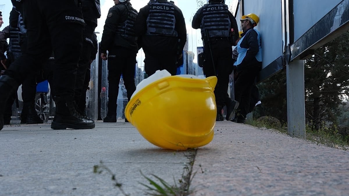 Image for article: Dozens of Turkish coal miners detained after march for unpaid wages