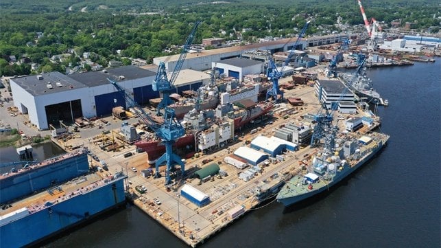 Image for article: Designers and Technicians Go on Strike at Bath Iron Works