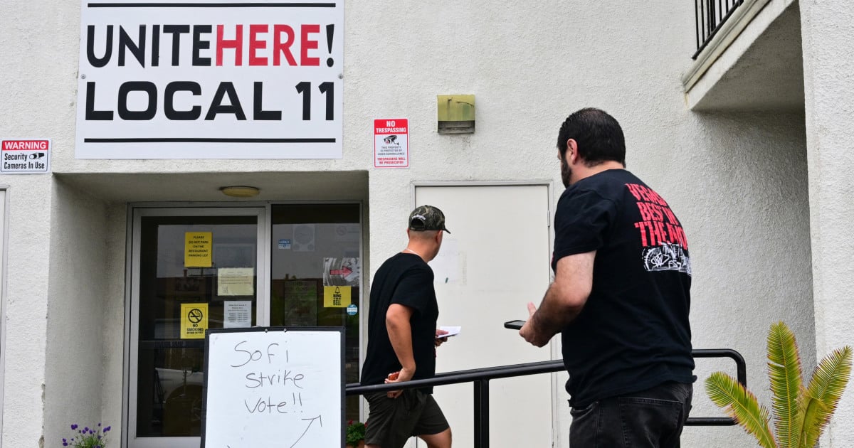 Image for article: Workers at L.A.-area stadium hosting World Cup games reach tentative deal after authorizing strike