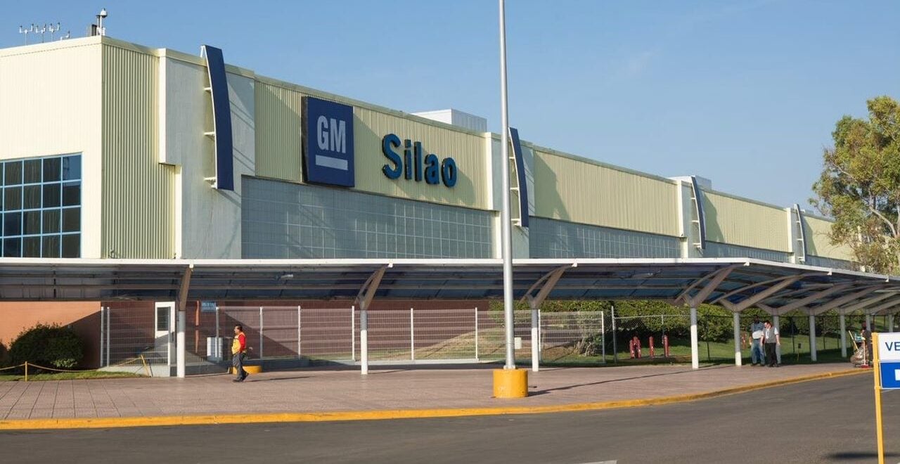 Image for article: GM Mexico <b>workers</b> face April <b>strike</b> deadline in wage dispute - Automotive World