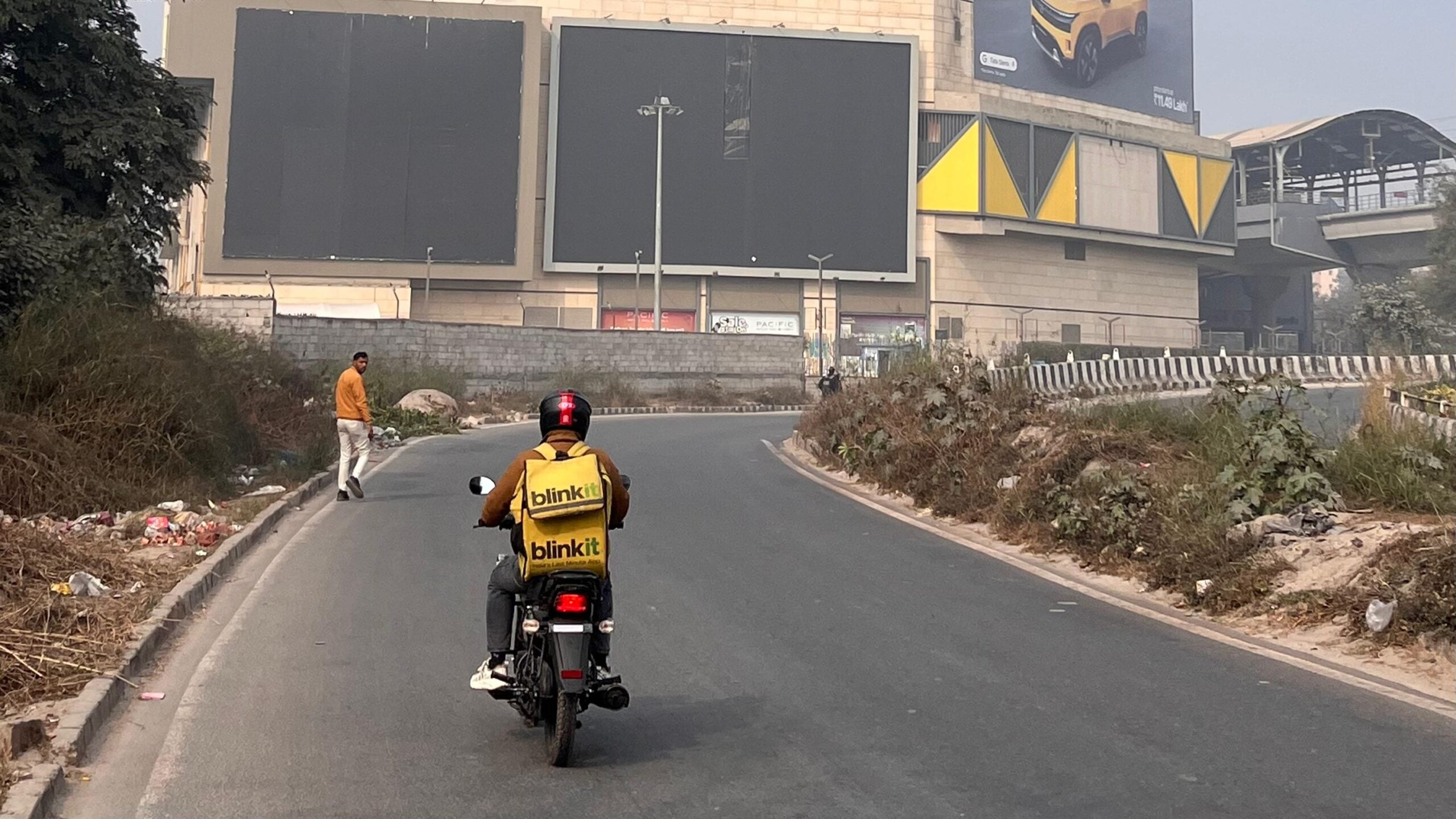 Image for article: Nationwide strike by gig workers on Dec 31, against Q-commerce, falling pay