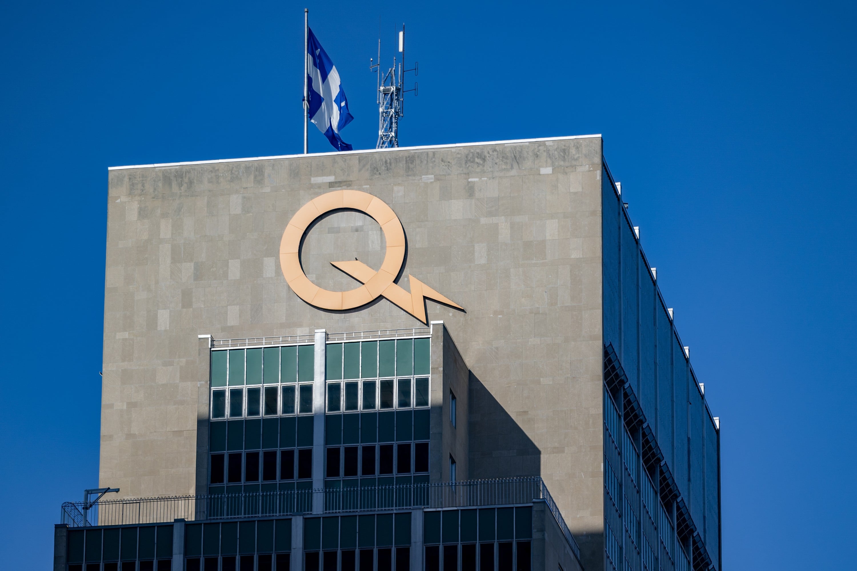 Image for article: Nearly 9,000 Hydro-Québec workers set to strike as unions escalate standoff