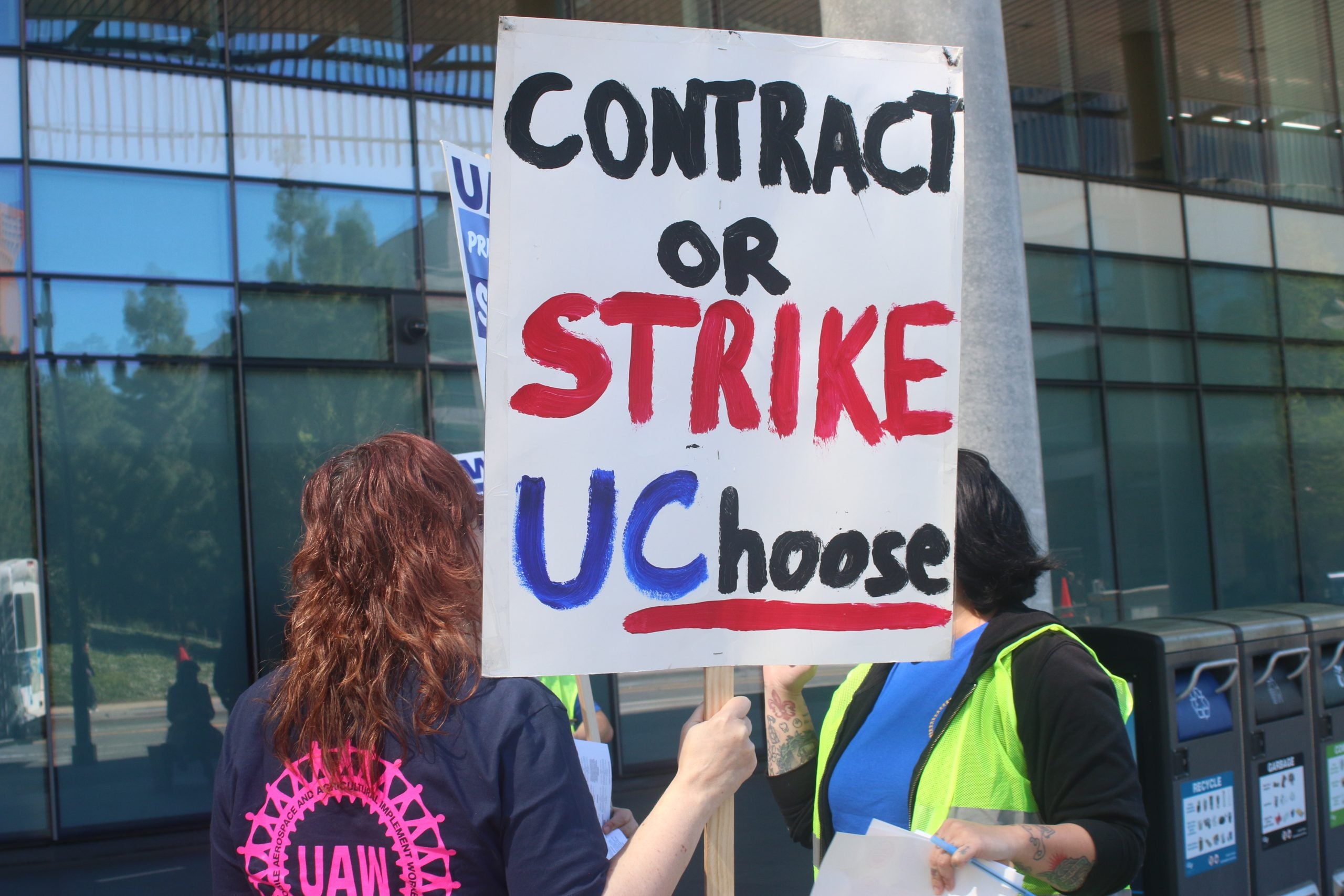 Image for article: UCSF workers move to unionize, with potential statewide strike on the way