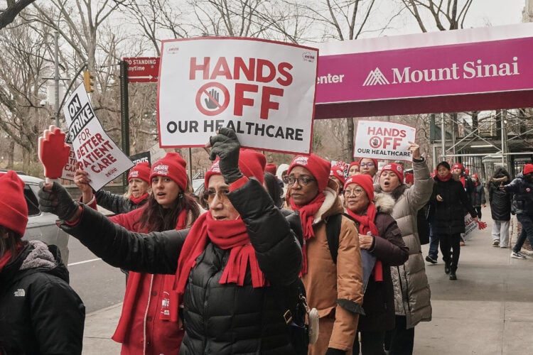 Image for article: NYC nurses restart contract talks with another major hospital system on 5th day of strike