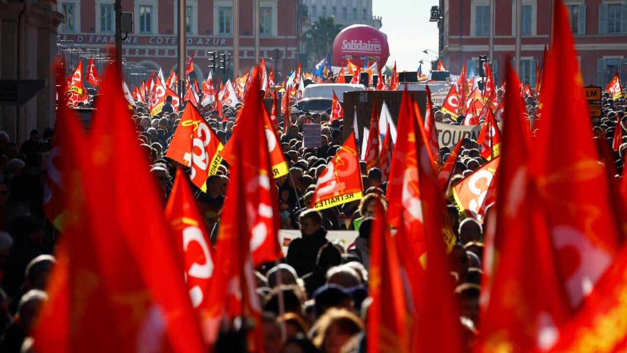Image for article: French unions rally on Labour Day to defend paid holiday rights